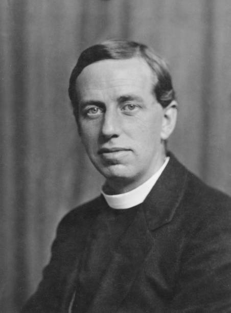 Monseignor Ronald Knox , circa 1930.